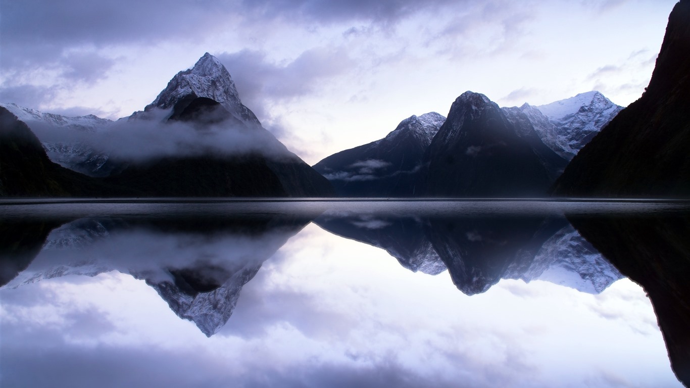 Fog, de manhã cedo, Milford Sound, Nova Zelândia, 5k