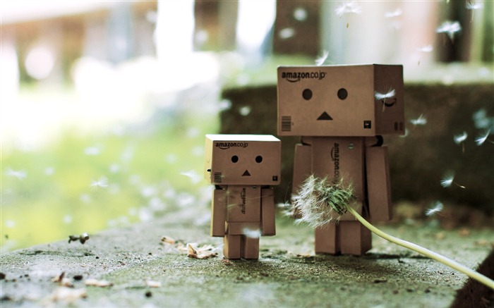 Danbo in Park - Danbo Danboard Wallpapers 03 Views:18255 Date:2011/5/28 6:22:09