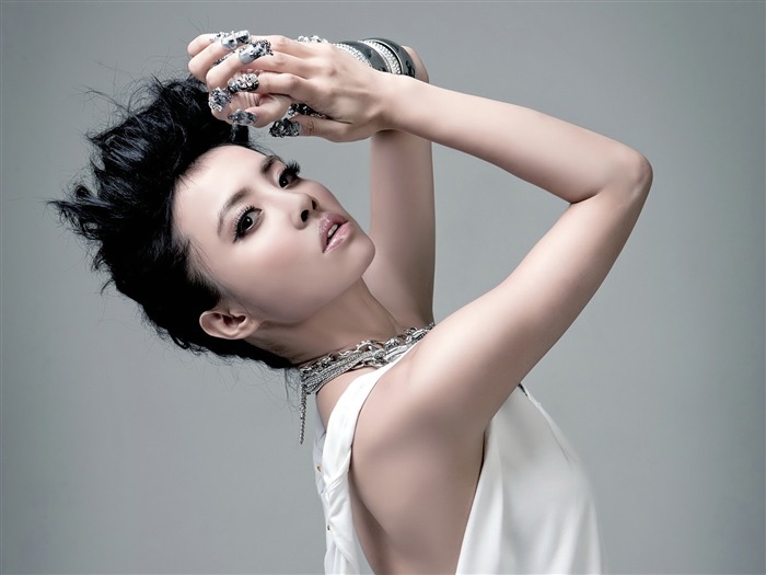 Chinese pop singer Jolin Tsai wallpaper 04 Views:21718 Date:2011/7/2 15:06:41