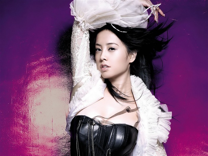 Chinese pop singer Jolin Tsai wallpaper 17 Views:14043 Date:2011/7/2 15:10:49