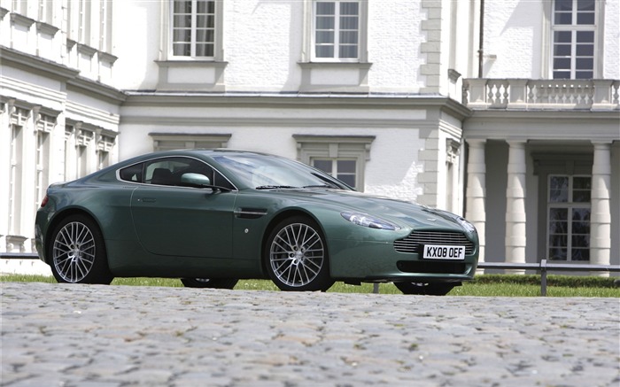 Carros de luxo - Aston Martin Wallpaper 10 Visualizações:11202