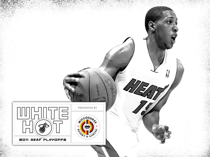 New White Hot-Chalmers Wallpaper Views:10275 Date:2011/7/21 5:59:07