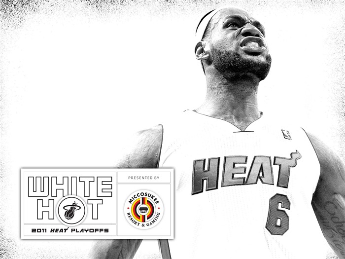 Novo White Hot-James Wallpaper 01 Visualizações:11204