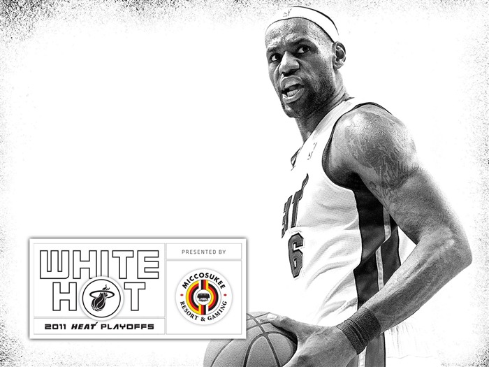 Novo White Hot-James Wallpaper 02 Visualizações:12055