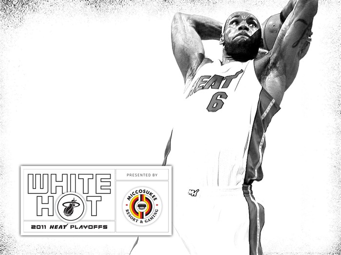 Novo White Hot-James Wallpaper 03 Visualizações:12974