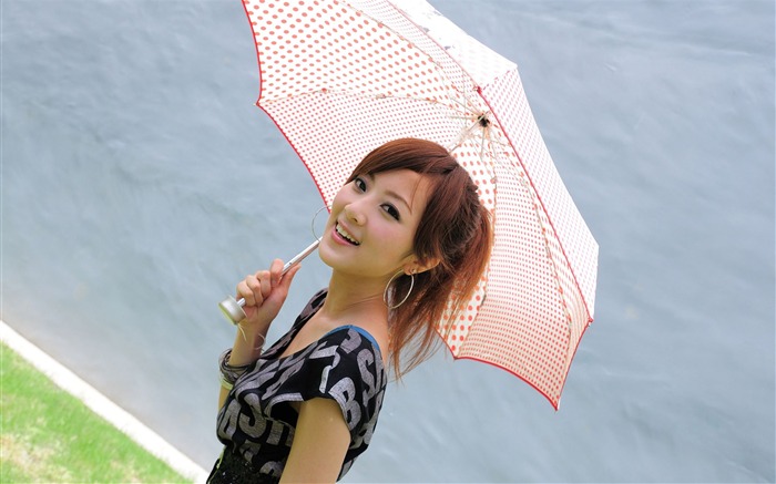 Taiwan beautiful girl fruit wallpaper 15 Views:15519 Date:2011/7/14 20:05:24