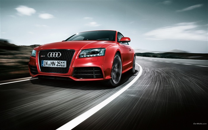 Audi RS5 desktop wallpaper 14 Views:17722 Date:2011/8/21 12:27:23