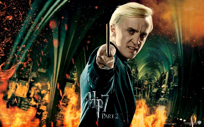 Harry Potter 7  Draco Malfoy Wallpaper Views:83176 Date:2011/8/9 10:17:46