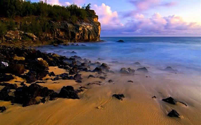 Kauai-Poipu Beach sunset wallpaper Views:9718 Date:2011/8/5 9:53:35