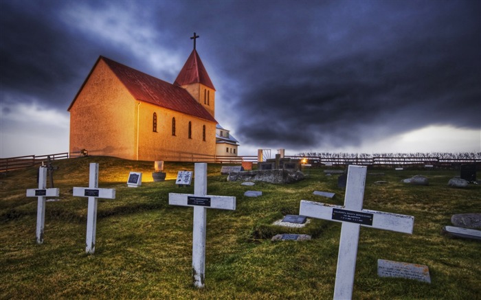 Eglise et la pierre tombale Vues:10242