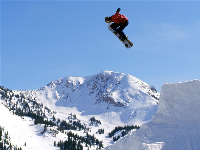 Snow Skateboarding- SPORT Wallpaper Views:15793 Date:2011/9/19 3:42:31