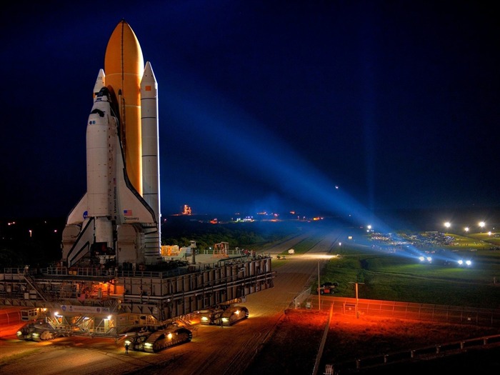 Space Shuttle Discovery-HD Wallpaper Views:39411 Date:2011/9/17 8:00:05