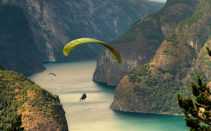 Canyon parachutisme sportif-La vie est le défi Vues:16118