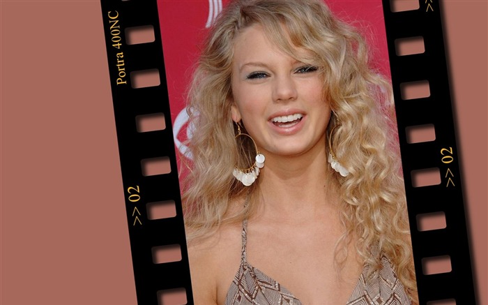 Cantor de música country americana - taylor swift 03 Visualizações:12334