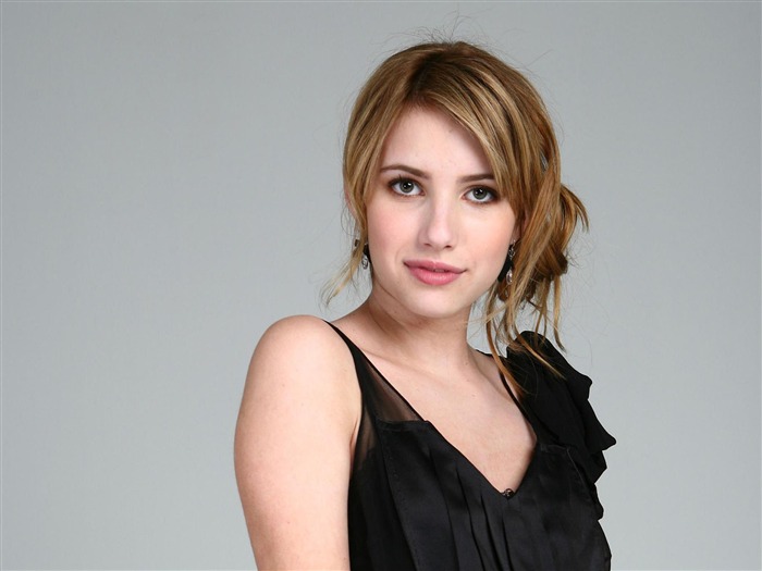 Emma Roberts beautiful temperament Desktop - Fondo de pantalla 17 Vistas:19341