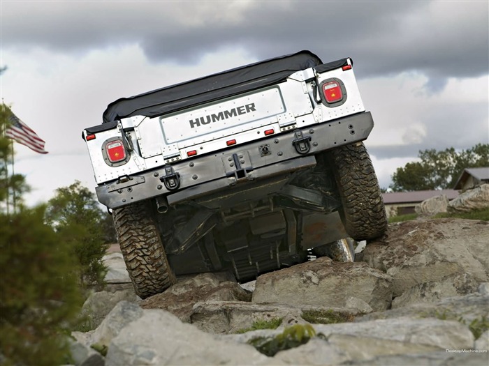 Veículos rodoviários off-road - o papel de parede da série Hummer H1 03 Visualizações:11399