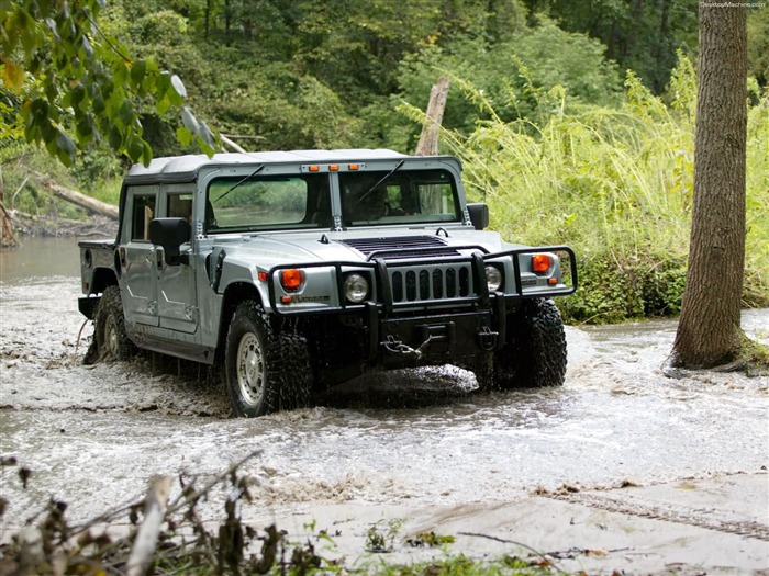 Roi des véhicules hors route - le Hummer H1 séries wallpaper Vues:12266