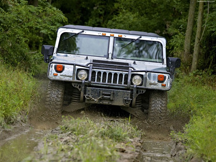 Roi des véhicules hors route - le Hummer H1 séries wallpaper Vues:9467