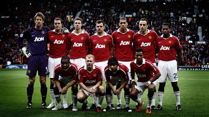 Manchester United-Football Related Desktop Pictures Wallpaper Views:12123 Date:2011/11/14 23:55:31