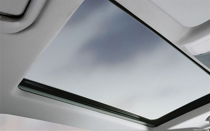 Skylight-Mercedes Benz C Class 2011 Wallpaper 01 Visualizações:8185