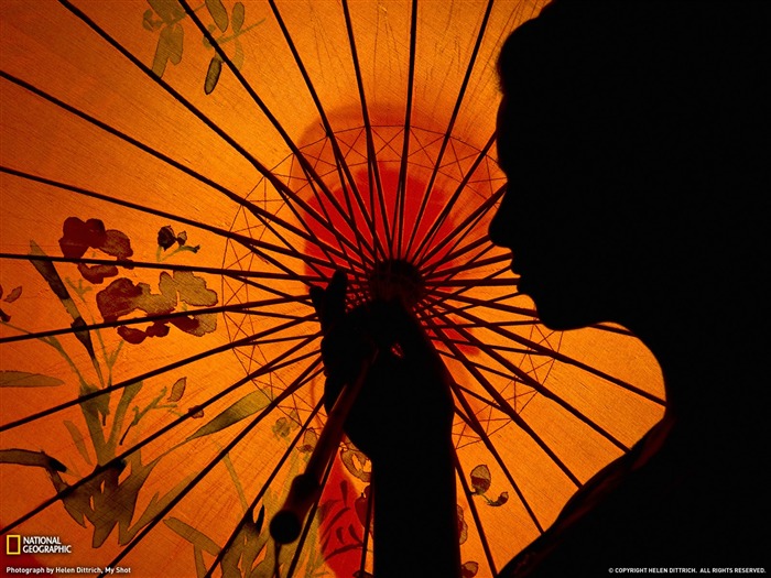 Woman With Parasol Australia-National Geographic magazine Views:9202 Date:2011/11/25 23:30:24