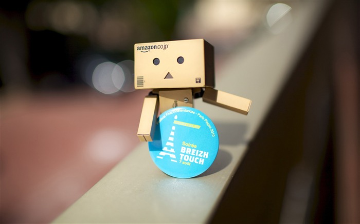 Danbo-Carton bonito com as pessoas do filme Danbo Wallpaper Visualizações:17233