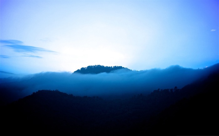 ese cielo azul-Hermoso paisaje natural fondo de pantalla Vistas:11761