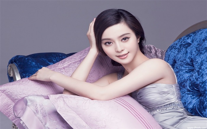 Fan Bingbing international stars Photo Desktop Wallpaper 03 Views:19353 Date:2011/12/25 14:37:03