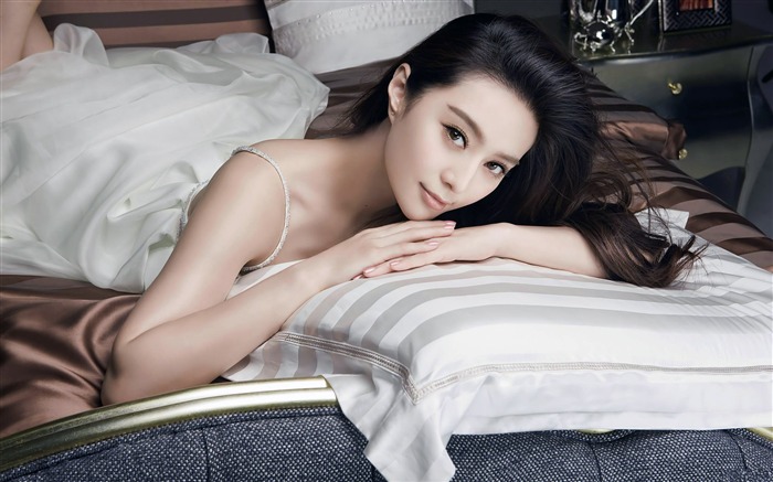 Fan Bingbing estrellas internacionales Photo Desktop Wallpaper 11 Vistas:17332