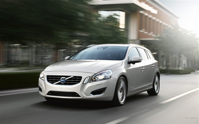 Volvo V60 Plug-in Hybrid HD Car Wallpaper 08 Views:9280 Date:2011/12/19 1:33:52