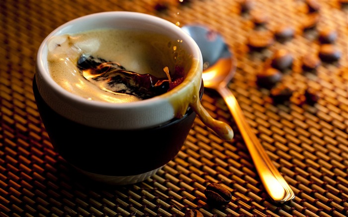 espresso-sweet foods Desktop Wallpaper Views:13868 Date:2011/12/25 14:14:24