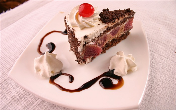 fruit cake-sweet foods Desktop Wallpaper Views:16145 Date:2011/12/25 14:15:12