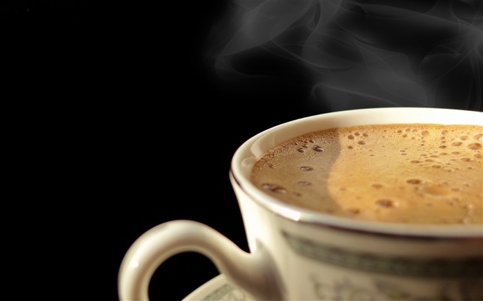 hot coffee-sweet foods Desktop Wallpaper Views:16673 Date:2011/12/25 14:15:54