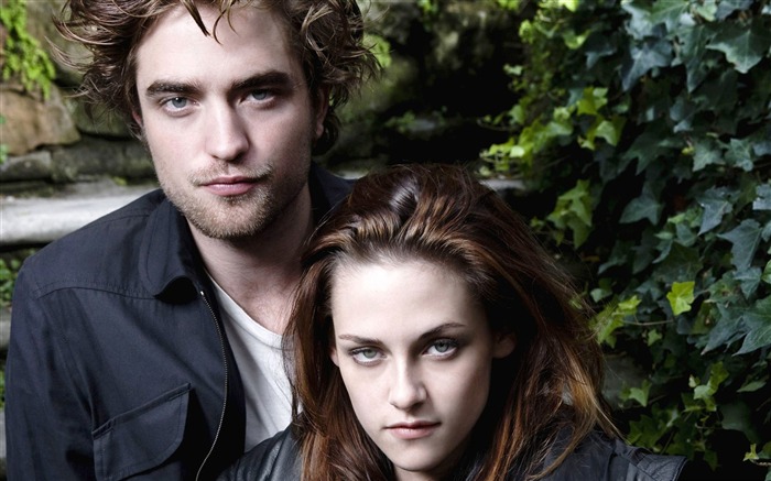 Kristen Stewart et Robert Pattinson-The Twilight Saga Série films haute définition wallpaper Vues:25465