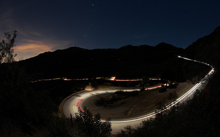 luces de noche de carretera de montaña-Hermoso fondo de escritorio de escenario natural Vistas:32962