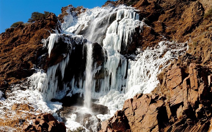 Cascada congelada: la imagen del paisaje de cascada más hermosa del mundo Vistas:18187