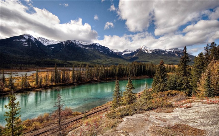 banff national park alberta-Canada travel landscape photography wallpaper Views:14105 Date:2012/2/19 13:01:35