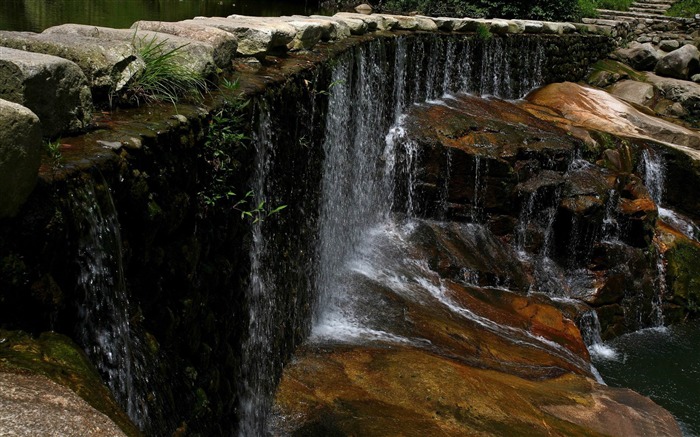 beautiful natural park-The worlds most beautiful waterfall landscape picture Views:17045 Date:2012/2/13 1:19:55