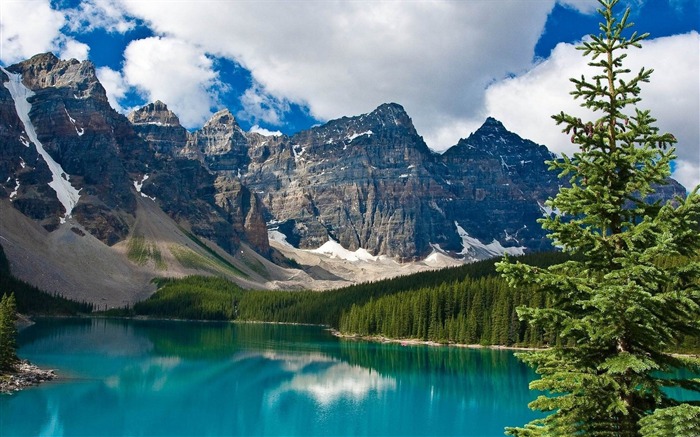 emerald lake-Canada travel landscape photography wallpaper Views:31843 Date:2012/2/19 13:04:44