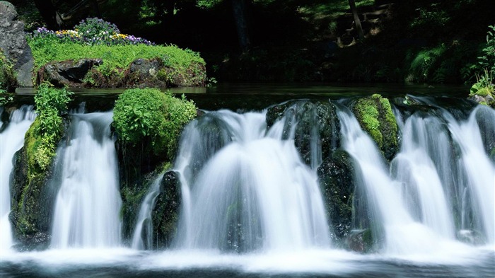 pequeña cascada-La imagen del paisaje de cascada más hermosa del mundo Vistas:20173