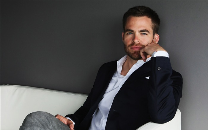 Chris Pine-Global Male celebrity Photo Wallpaper Views:17558 Date:2012/3/26 0:02:42