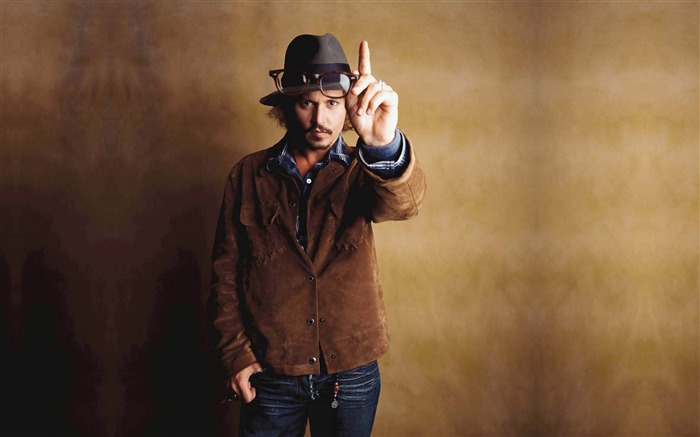 Johnny Depp-Global Male celebrity Photo Wallpaper Views:18855 Date:2012/3/26 0:05:52