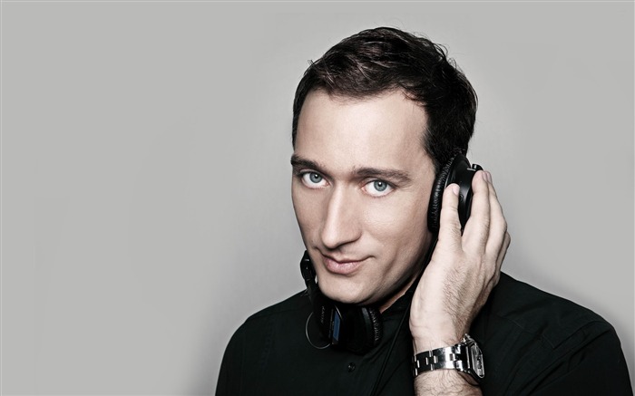 Paul Van Dyk -Global Male celebrity Photo Wallpaper Views:12664 Date:2012/3/26 0:11:53