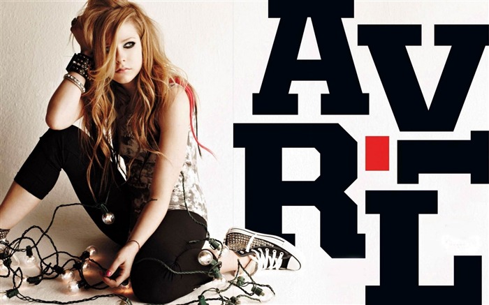 Avril Lavigne beautiful singers wallpaper 09 Views:12507 Date:2012/4/19 23:47:27