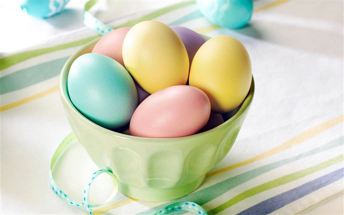 Beautiful Easter Eggs wallpaper 14 Views:10071 Date:2012/4/15 21:35:39