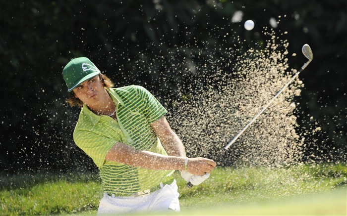 Golf World-Sports wallpaper Views:10956 Date:2012/4/27 9:14:36