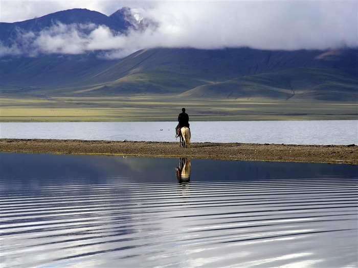 Namtso Lake Heavenly Lake Tibet travel-world beautiful scenery wallpaper Views:33142 Date:2012/4/23 21:47:22