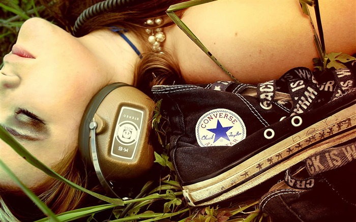 converse music-Global brand advertising wallpaper Views:11369 Date:2012/4/23 22:23:23