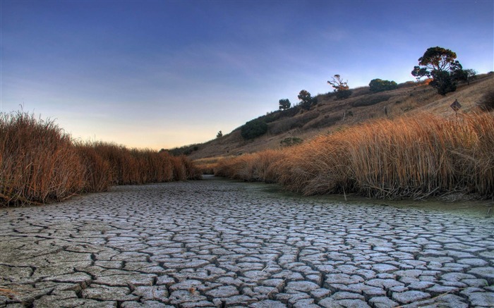 Papéis de parede de paisagem seca do lago-belo Visualizações:12333