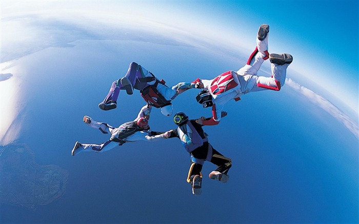 Extreme skydiving-Sport wallpaper Views:21473 Date:2012/5/11 22:09:31